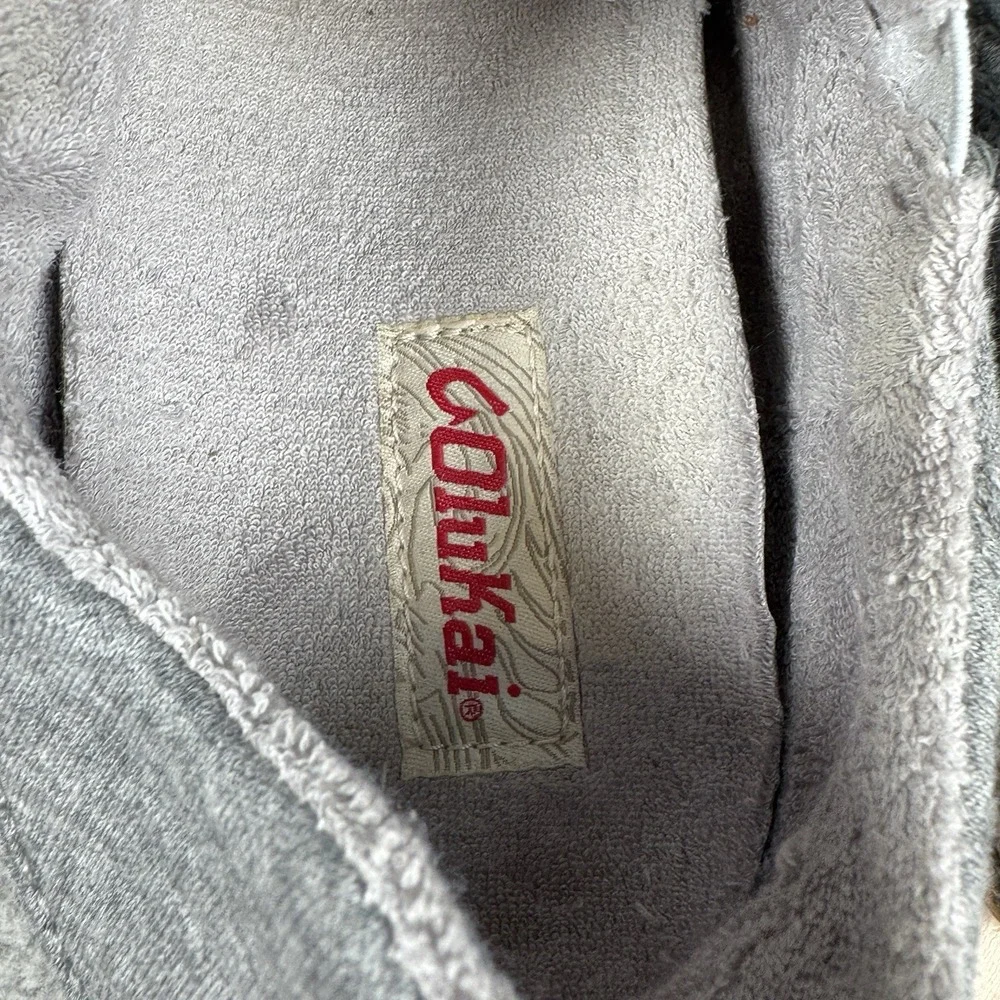 OluKai Mahana Mens Size 9 Gray Quilted Slippers Slip On Comfort‎ Loafers Shoes